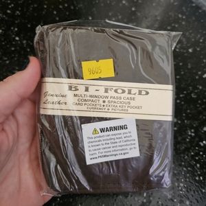 Bi-fold wallet